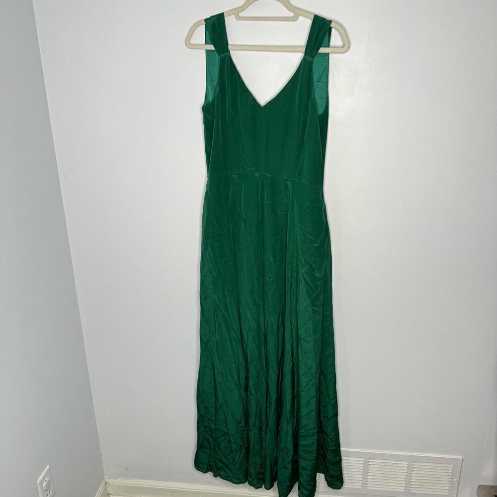 Line & dot green open back maxi dress size large